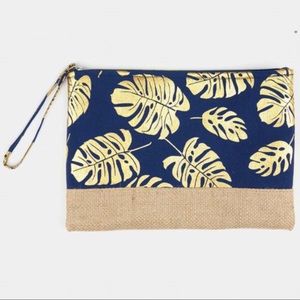 Tropical Leaf Print Zippered Wristlet - Navy